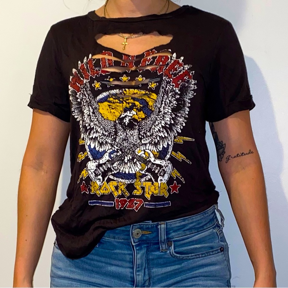 Wild & Free black slit Band Tee shirt